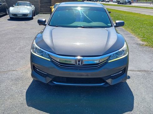 Used 2017 Honda Accord EX-L image 8