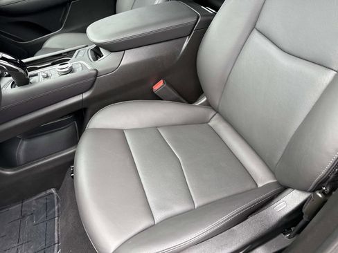 Used 2025 Cadillac XT5 Premium Luxury w/ Technology Package image 21