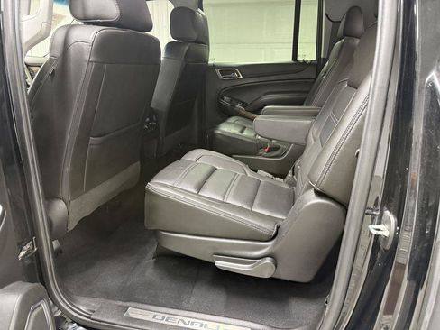 Used 2019 GMC Yukon XL Denali w/ Denali Ultimate Package AWD/4WD image 29