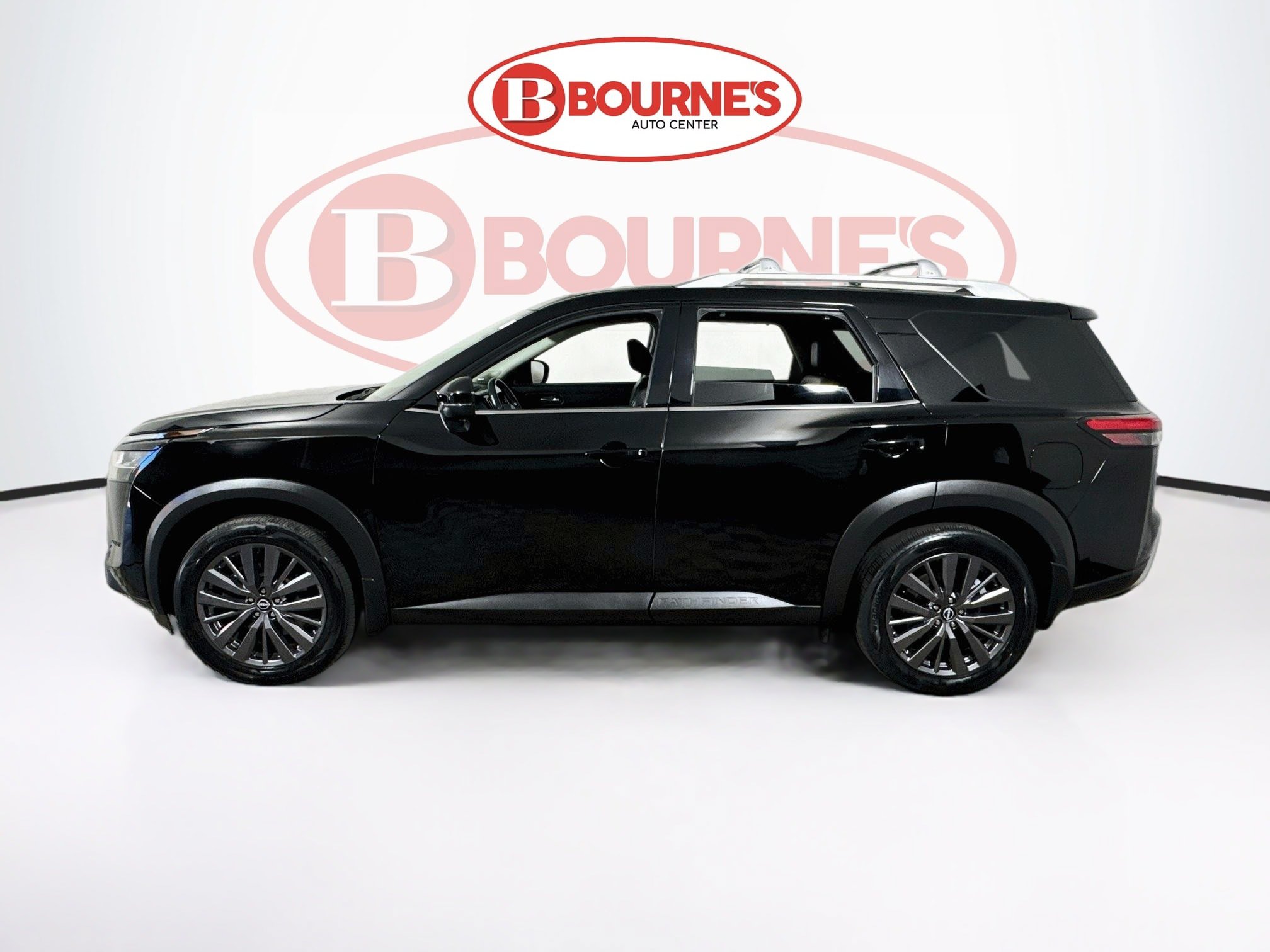 Used 2024 Nissan Pathfinder SL w/ SL Premium Package AWD/4WD image 8