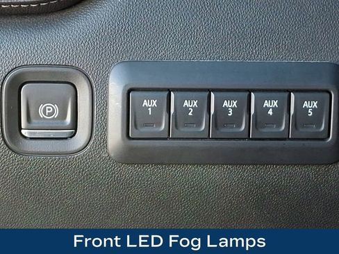 Used 2022 Chevrolet Silverado 2500 LT w/ Convenience Package image 28