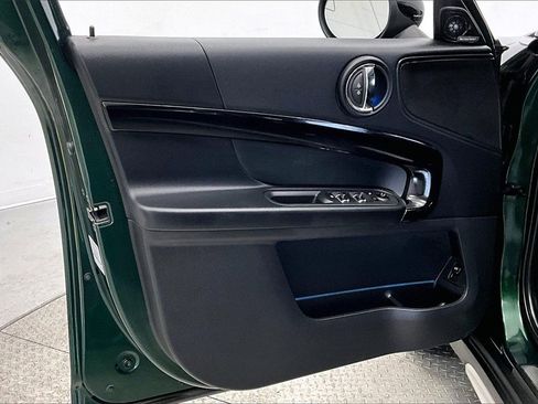 Used 2019 MINI Cooper Countryman S w/ Premium Package image 18