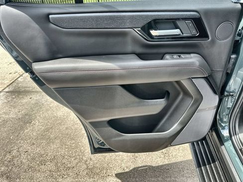 New 2026 GMC Yukon AT4 Ultimate w/ LPO, Floor Liner Package AWD/4WD image 15