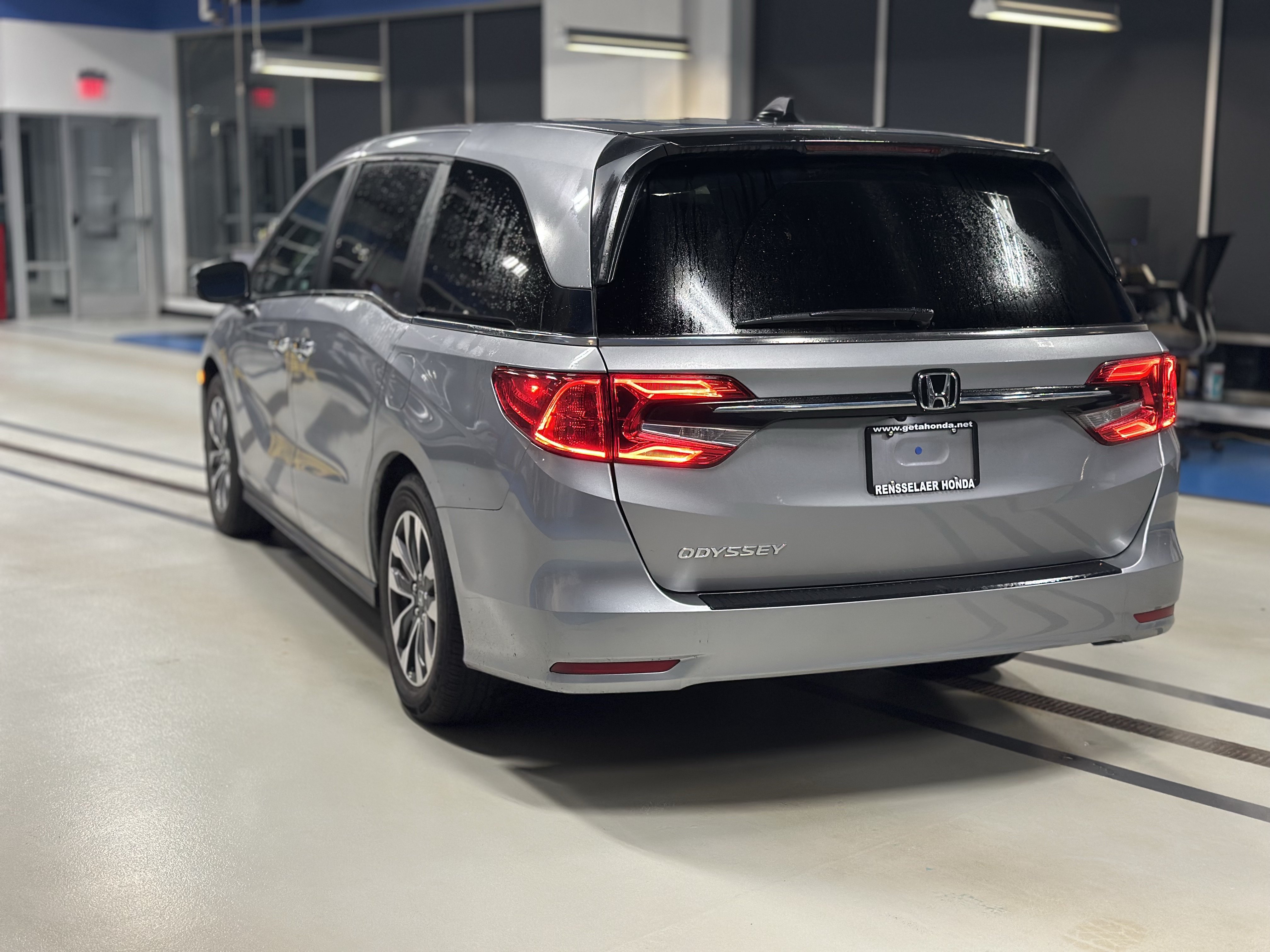 Used 2024 Honda Odyssey EX-L image 8