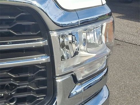 Used 2023 RAM 3500 Tradesman w/ Chrome Appearance Group image 9