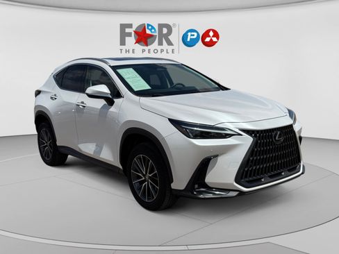 Used 2023 Lexus NX 350 AWD image 7