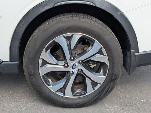 Used 2020 Subaru Outback Touring XT AWD/4WD image 3
