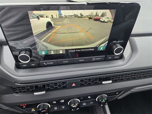 New 2025 Honda Accord SE image 9