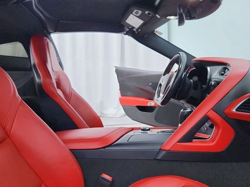 Used 2016 Chevrolet Corvette Z06 w/ 3LZ Preferred Equipment Group image 23