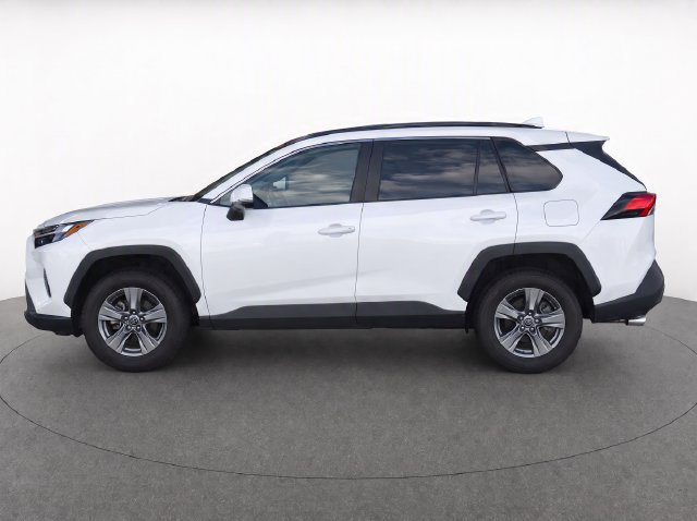 Used 2024 Toyota RAV4 XLE w/ Convenience Package FWD image 6