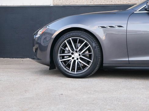 Used 2018 Maserati Ghibli Sedan 4D image 9