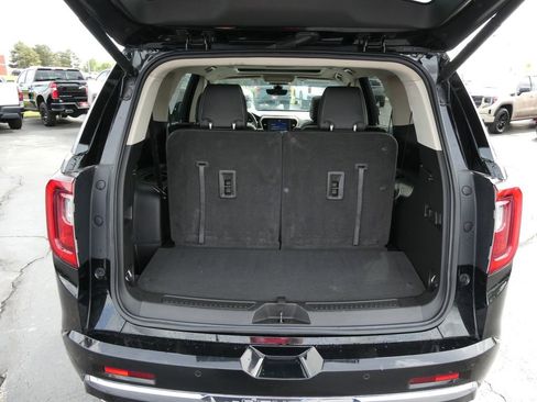 Used 2021 GMC Acadia Denali w/ Denali Technology Package AWD/4WD image 17