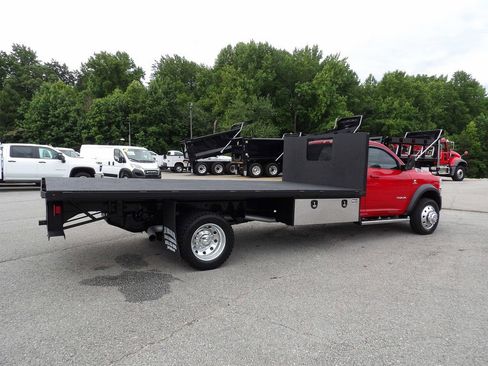 Used 2022 RAM 5500 SLT w/ Quick Order Package 2YG SLT AWD/4WD image 8