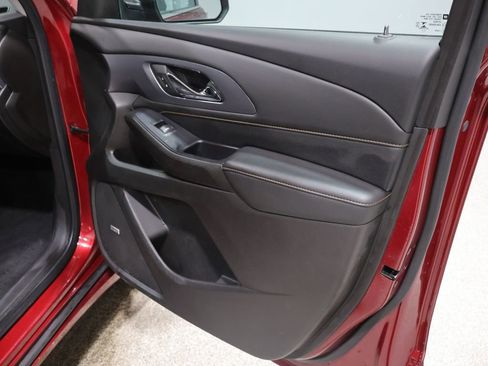 Used 2021 Chevrolet Traverse Premier w/ LPO, Floor Liner Package AWD/4WD image 28