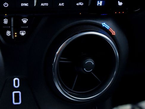 Used 2024 Chevrolet Blazer LT w/ Convenience Package image 22