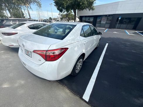 Used 2019 Toyota Corolla LE FWD image 10
