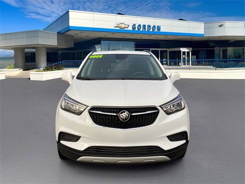 Used 2022 Buick Encore Preferred w/ Safety Package image 2
