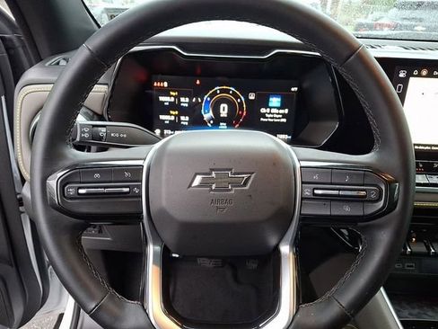 Used 2024 Chevrolet Colorado ZR2 w/ Safety Package image 31