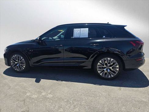 Used 2024 Audi Q8 e-tron Prestige w/ Prestige Package AWD/4WD image 6