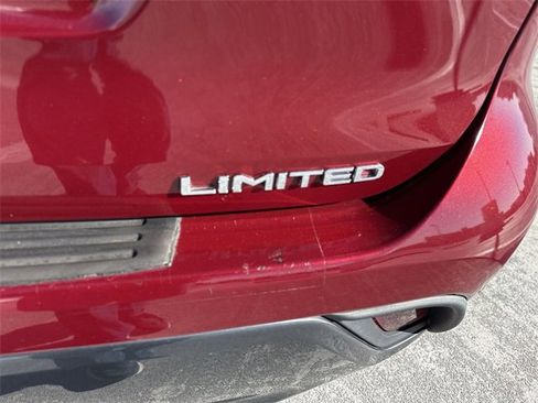 Used 2021 Toyota Highlander Limited image 26