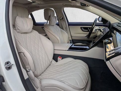 Used 2023 Mercedes-Benz S 580 4MATIC Sedan image 19