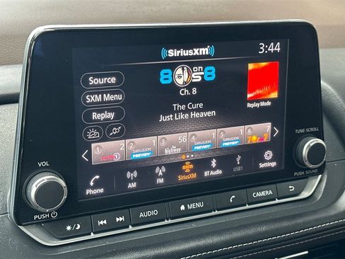 Used 2022 Nissan Rogue SV image 20