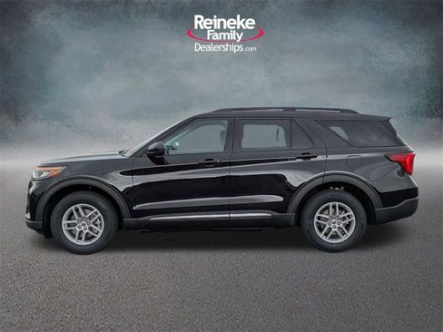 New 2025 Ford Explorer Active image 9