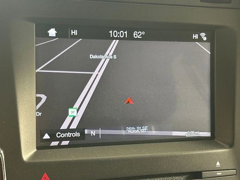 Used 2017 Lincoln Navigator Select image 30