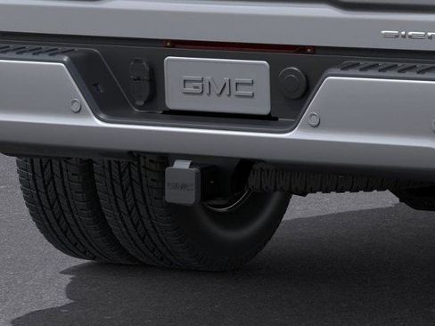 New 2026 GMC Sierra 3500 Denali Ultimate AWD/4WD image 14
