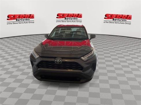 Used 2025 Toyota RAV4 LE image 4