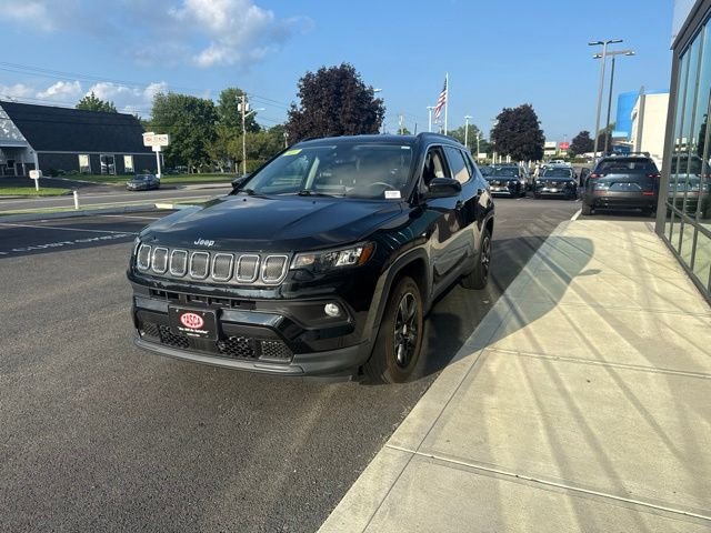 Used 2022 Jeep Compass Latitude w/ Convenience Group AWD/4WD image 7