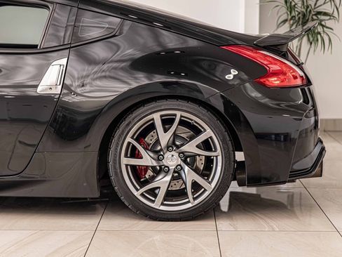 Used 2014 Nissan 370Z Base w/ Sport Package image 7