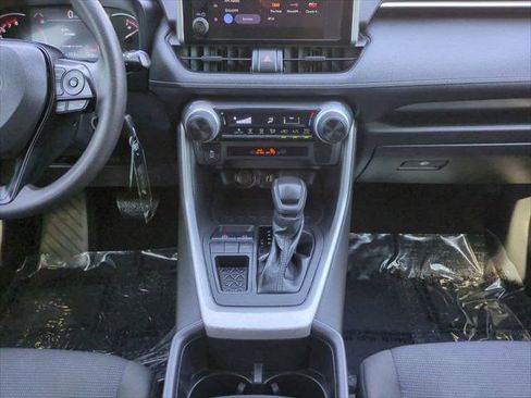 Certified 2023 Toyota RAV4 LE FWD image 17