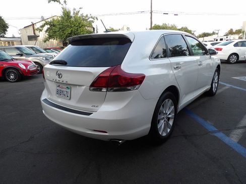 Used 2013 Toyota Venza XLE w/ XLE Premium Pkg FWD image 3