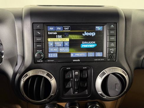 Used 2013 Jeep Wrangler Unlimited Sahara w/ Connectivity Group AWD/4WD image 20
