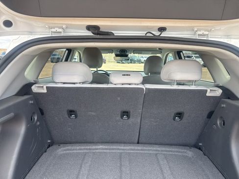 Used 2025 Hyundai Kona SEL FWD image 31