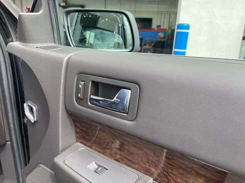 Used 2017 Ford Flex Limited AWD/4WD image 21