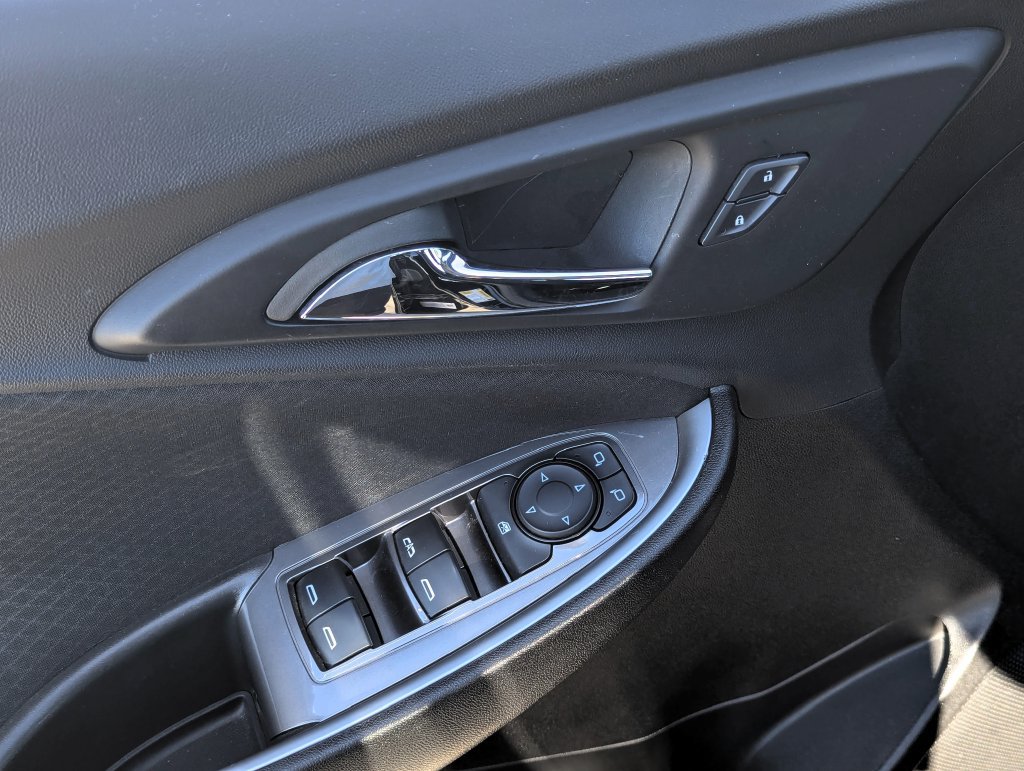 Used 2025 Chevrolet Malibu LT FWD image 27