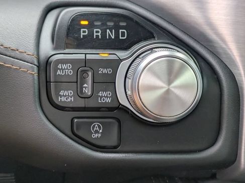Used 2022 RAM 1500 Limited w/ Body Color Bumper Group AWD/4WD image 26