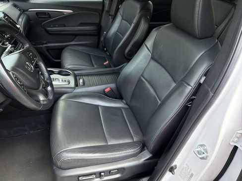 Certified 2023 Honda Passport EX-L image 18