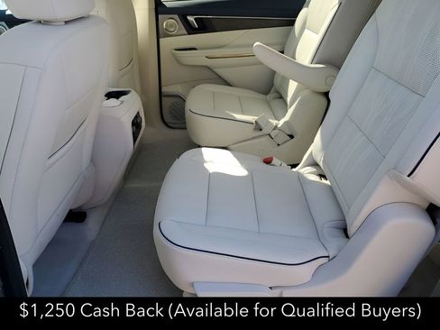 New 2026 Buick Enclave Avenir w/ Super Cruise Package FWD image 20