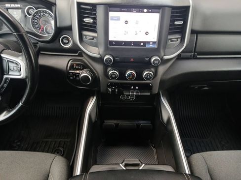 Used 2022 RAM 1500 Lone Star AWD/4WD image 3