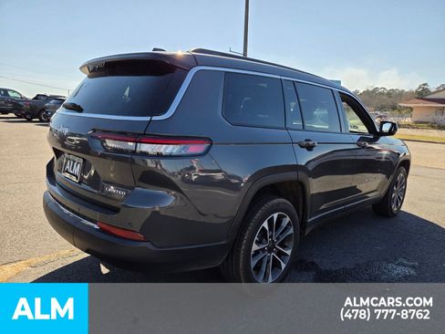 Used 2024 Jeep Grand Cherokee L Limited w/ Luxury Tech Group II image 12