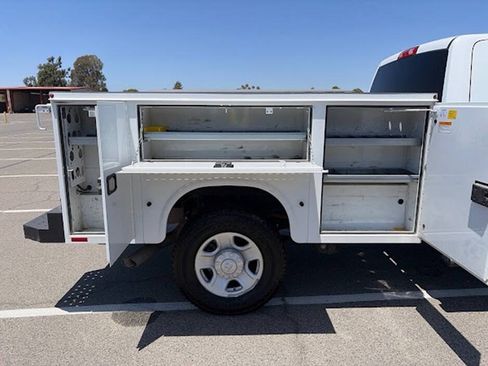 Used 2024 RAM 2500 Tradesman w/ Snow Chief Group AWD/4WD image 6