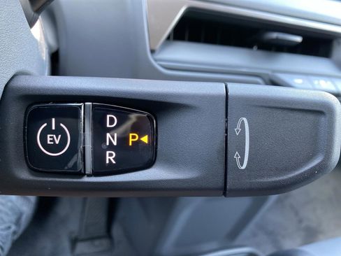 New 2026 Kia EV9 Wind image 25