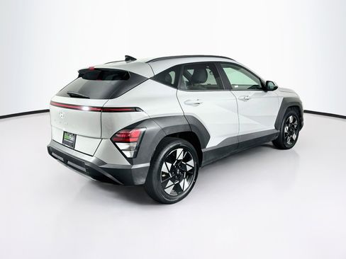 Used 2025 Hyundai Kona SEL FWD image 9