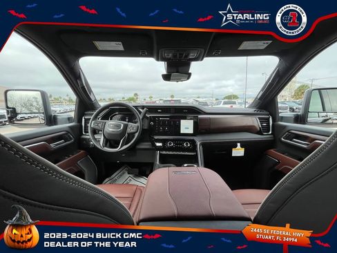 New 2025 GMC Sierra 2500 Denali w/ Denali Reserve Package image 28