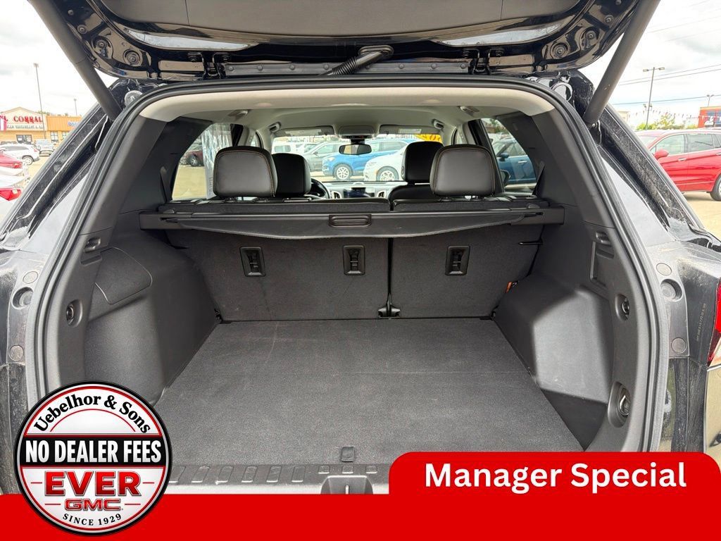 Used 2023 Chevrolet Equinox Premier AWD/4WD image 9