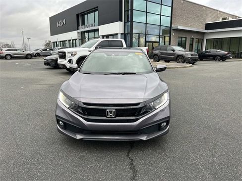 Used 2019 Honda Civic Sport image 2