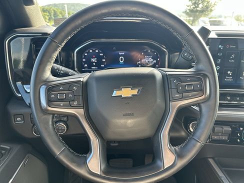 Used 2025 Chevrolet Silverado 2500 High Country w/ High Country Premium Package AWD/4WD image 29